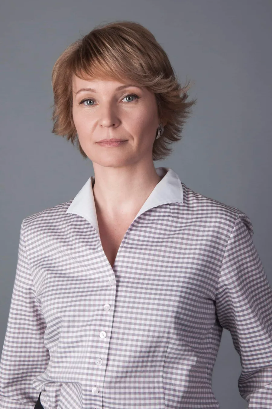Олена Тютюнник